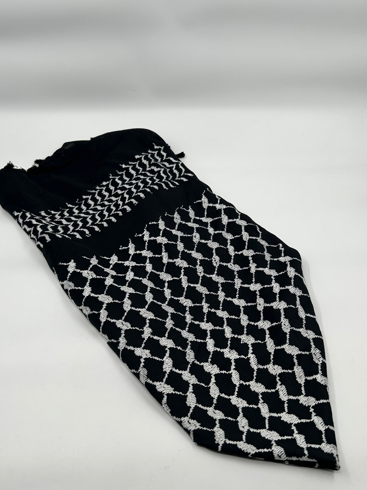 Äkta Hirbawi kuffiyeh - svart