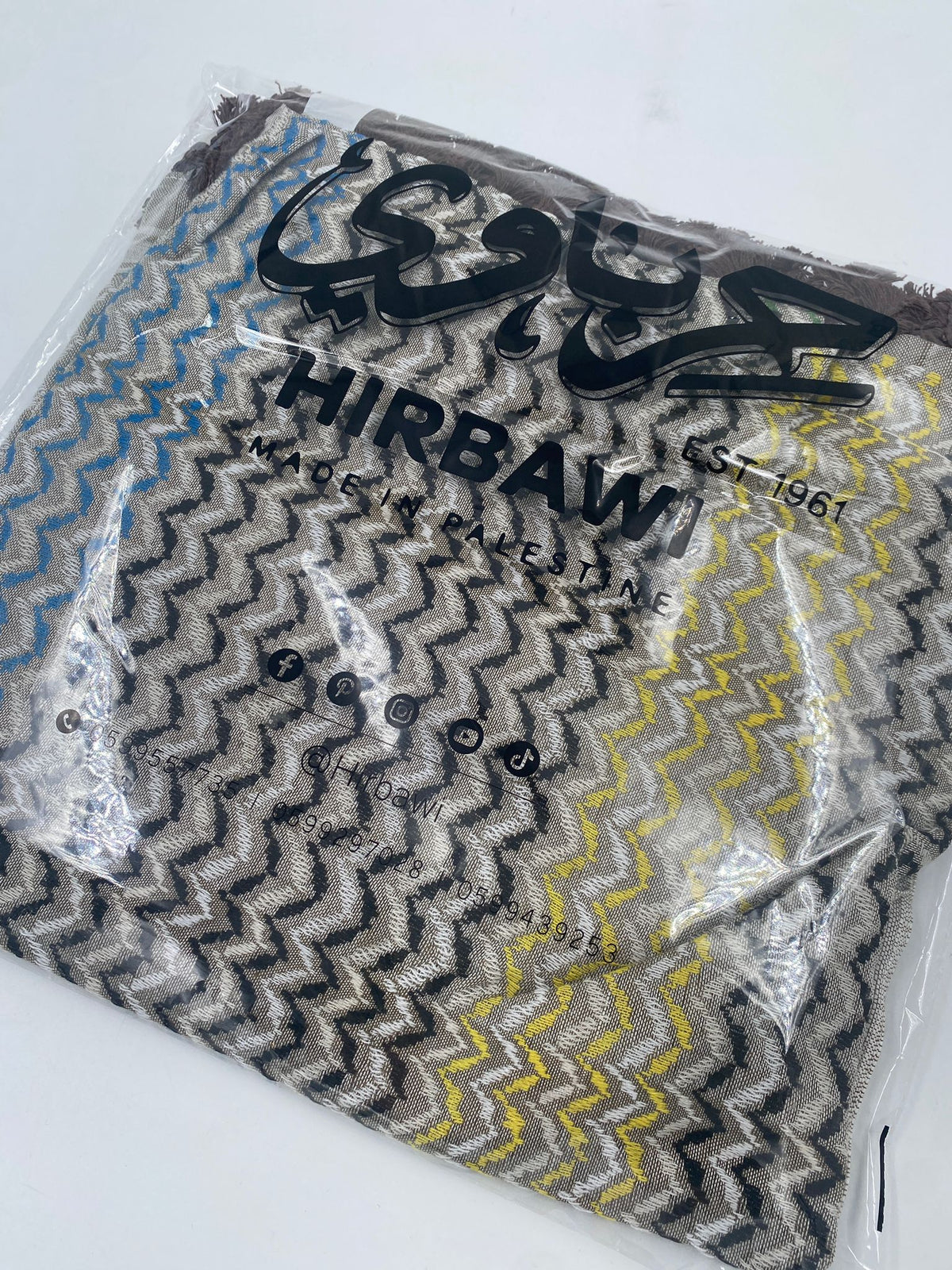 Hirbawi Kuffiyeh Brun och färger