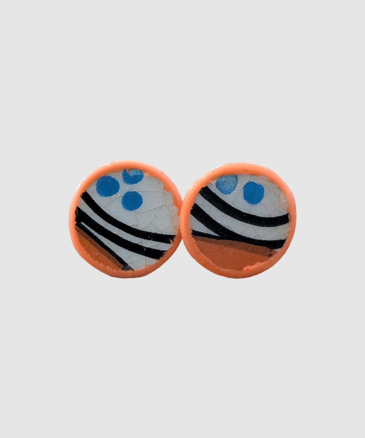 Handmade earrings made of Palestinian ceramics - Å